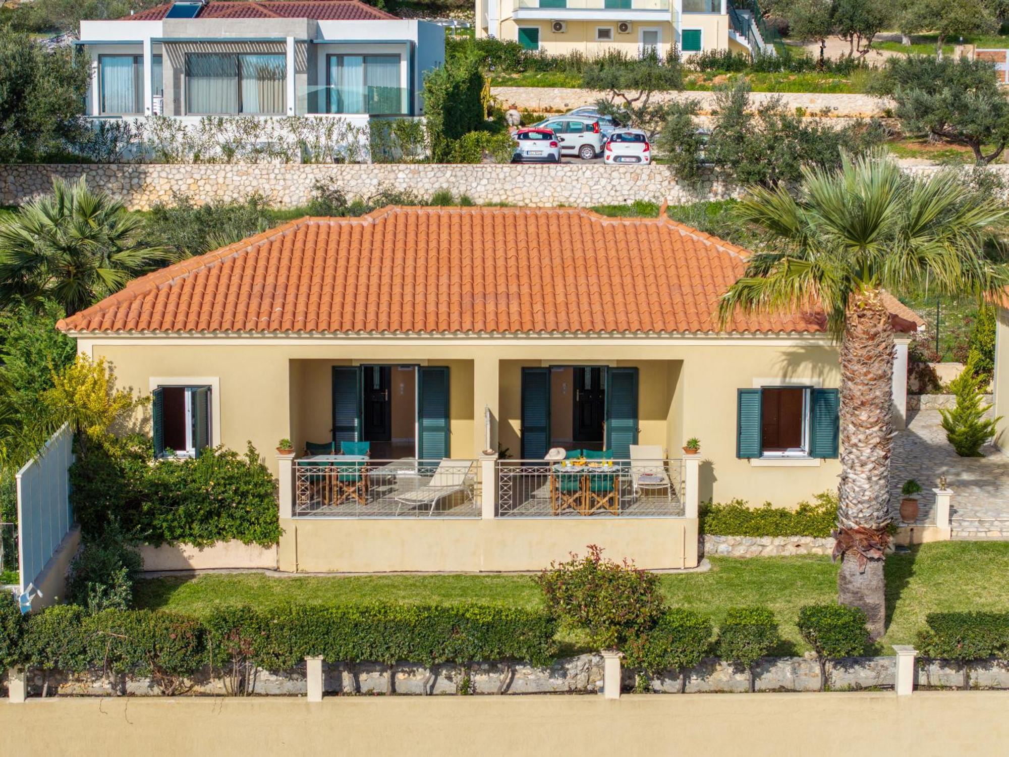 Eleftheria Apartments Vlachata Bagian luar foto