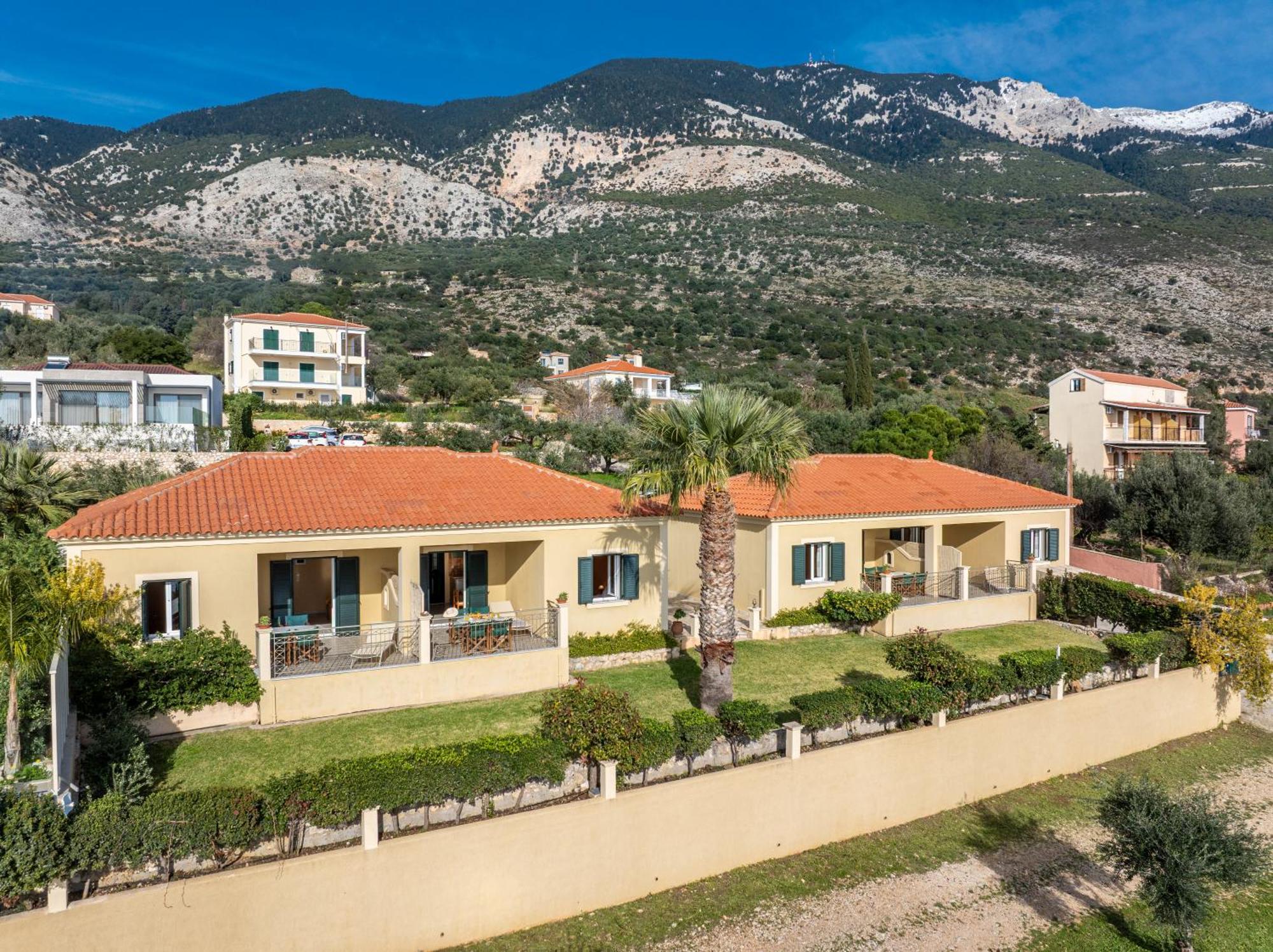 Eleftheria Apartments Vlachata Bagian luar foto