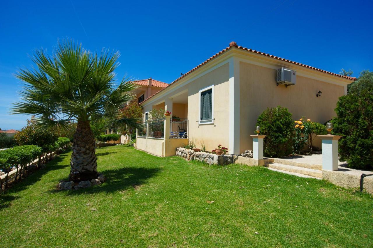 Eleftheria Apartments Vlachata Bagian luar foto